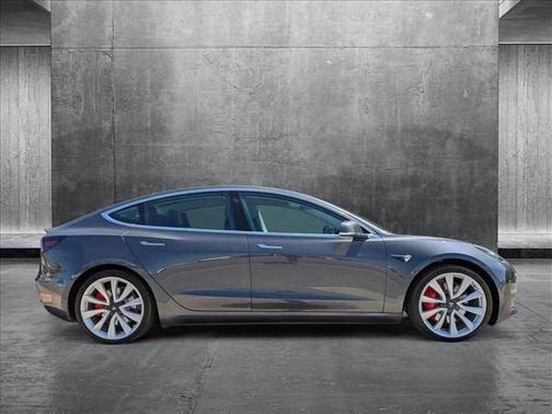 2019 Tesla Model 3 Performance