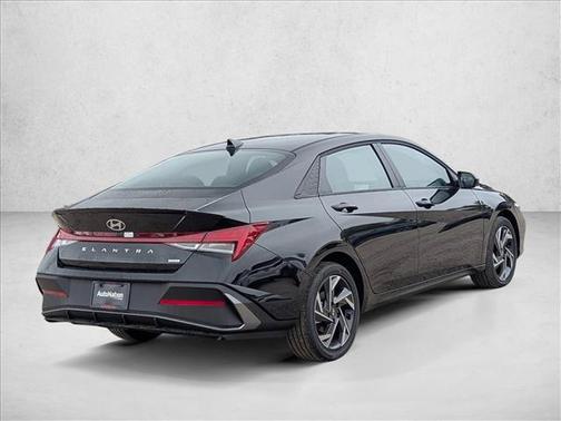 Abyss Black 2025 Hyundai ELANTRA HEV SEL Sport