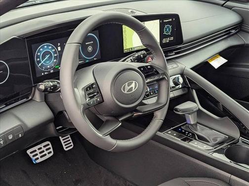 Abyss Black 2025 Hyundai ELANTRA HEV SEL Sport