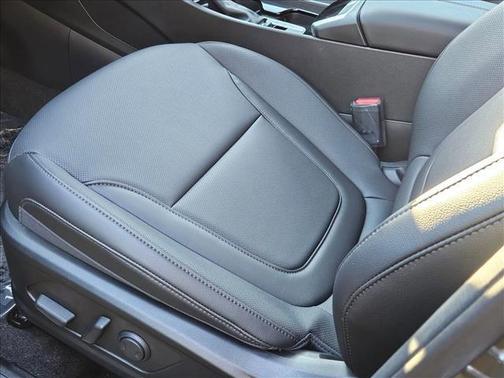 2025 Hyundai SANTA CRUZ SEL Activity