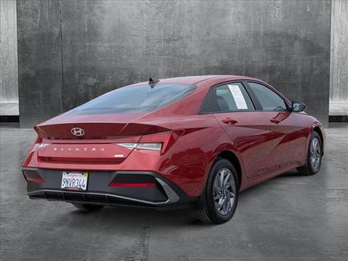 2024 Hyundai ELANTRA HEV Blue