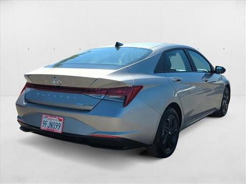 2023 Hyundai ELANTRA HEV Blue