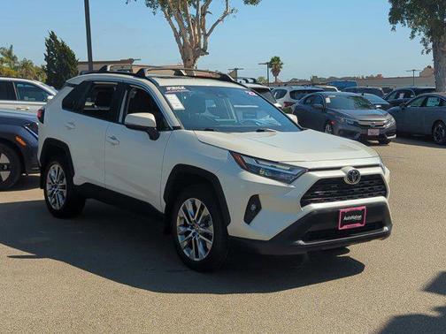 2022 Toyota RAV4 XLE Premium