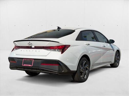 2025 Hyundai ELANTRA Sport