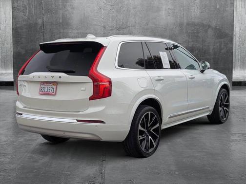 2022 Volvo XC90 Recharge Plug-In Hybrid T8 Inscription Expression 6 Passenger