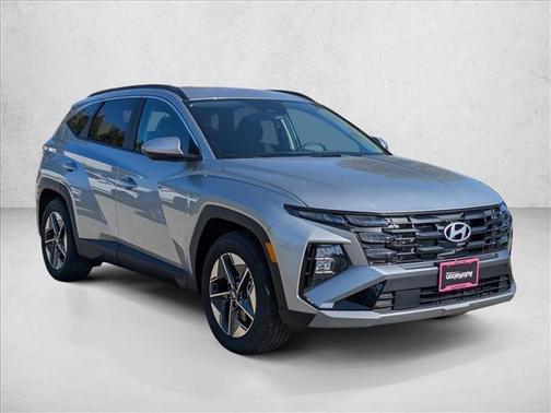 Shimmering Silver 2026 Hyundai TUCSON SEL