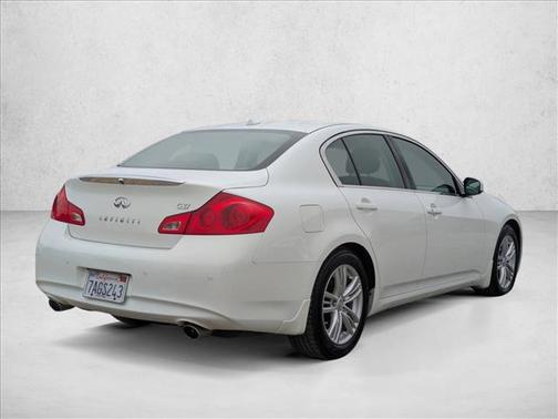 2013 INFINITI G37 Journey