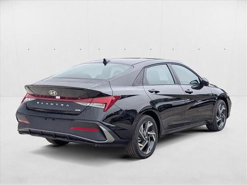 2025 Hyundai ELANTRA HEV SEL Sport