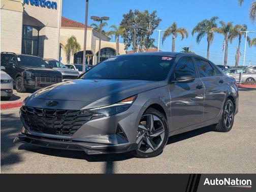 2023 Hyundai ELANTRA Limited