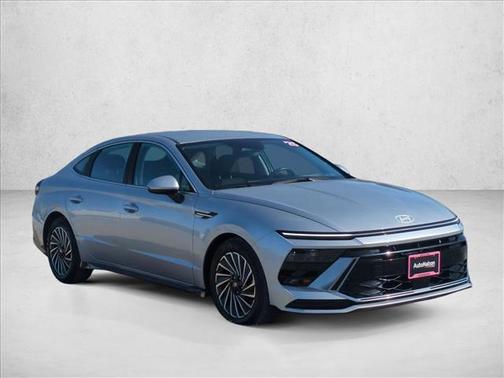 2025 Hyundai SONATA Hybrid SE