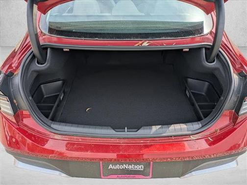 Ultimate red 2025 Hyundai SONATA SE