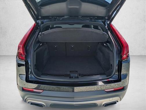 Stellar Black Metallic 2019 Cadillac XT4 Premium Luxury