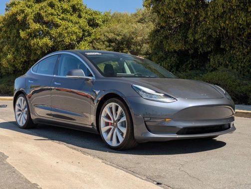 2019 Tesla Model 3 Performance