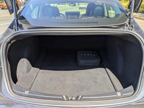 2019 Tesla Model 3 Performance
