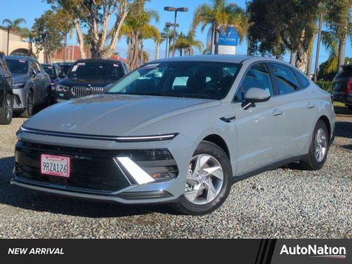 2025 Hyundai SONATA SE