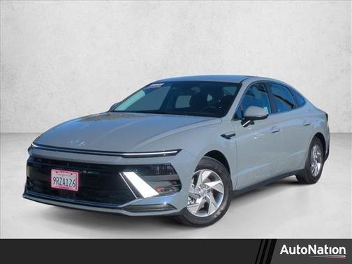 2025 Hyundai SONATA SE