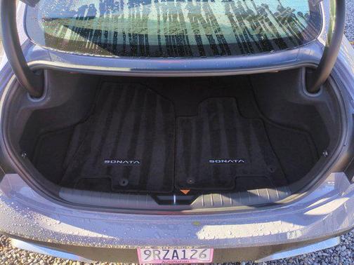 2025 Hyundai SONATA SE