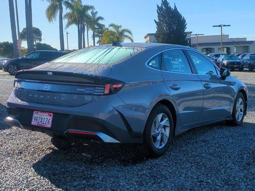 2025 Hyundai SONATA SE