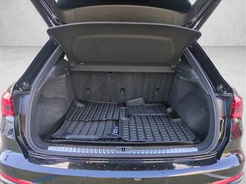 2022 Audi Q3 45 S line Premium