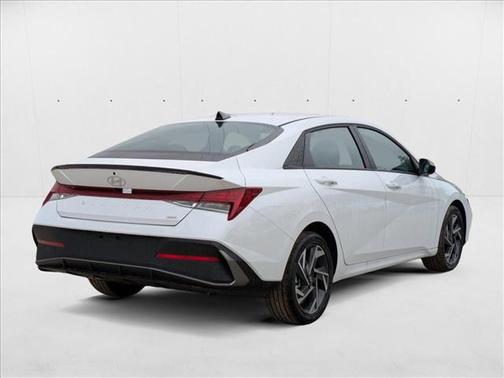 2025 Hyundai ELANTRA HEV SEL Sport