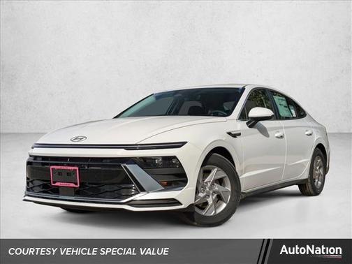 2025 Hyundai SONATA SE