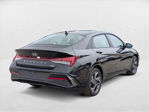 2025 Hyundai ELANTRA HEV SEL Sport