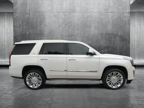 2017 Cadillac Escalade Premium Luxury