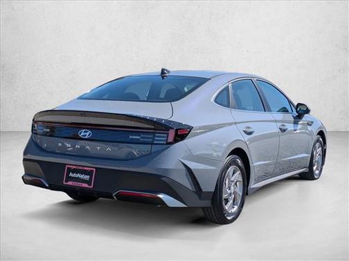 Transmission Blue 2026 Hyundai SONATA SE