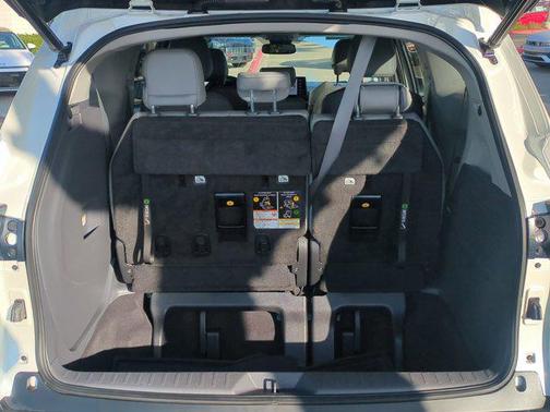 2021 Toyota Sienna XLE 8 Passenger