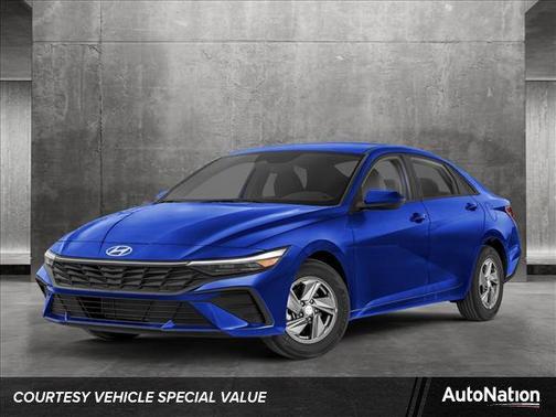 2025 Hyundai ELANTRA SE