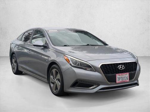 2016 Hyundai SONATA Hybrid Limited