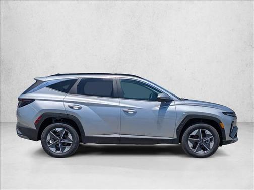 Shimmering Silver 2025 Hyundai TUCSON Hybrid SEL Convenience