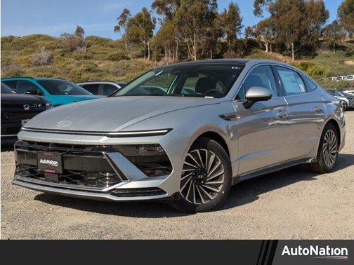 2025 Hyundai SONATA Hybrid Limited