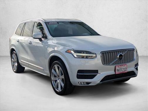 2017 Volvo XC90 T6 Inscription