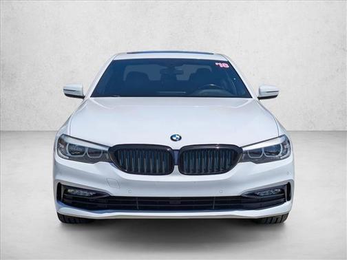 Alpine White 2018 BMW 530e iPerformance