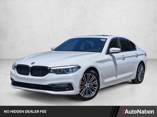 Alpine White 2018 BMW 530e iPerformance