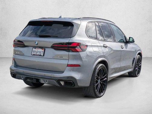 Skyscraper Grey Metallic 2025 BMW X5 xDrive40i
