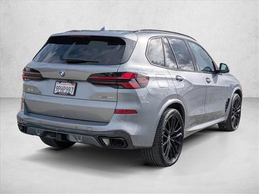 Skyscraper Grey Metallic 2025 BMW X5 xDrive40i