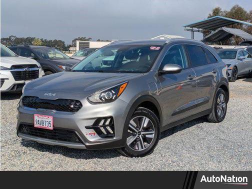 2022 Kia Niro LXS