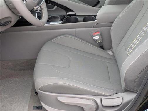 2025 Hyundai ELANTRA HEV SEL Sport