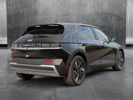 2025 Hyundai IONIQ 5 SE