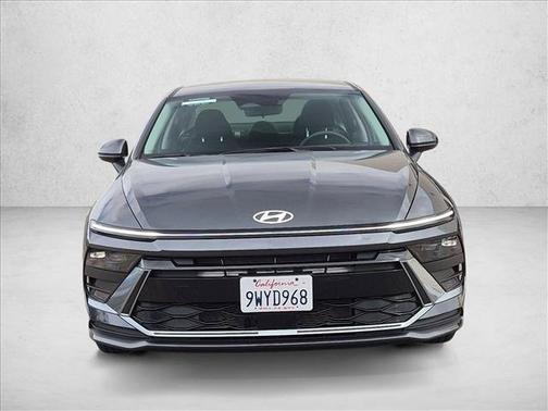 Gray 2025 Hyundai SONATA SE