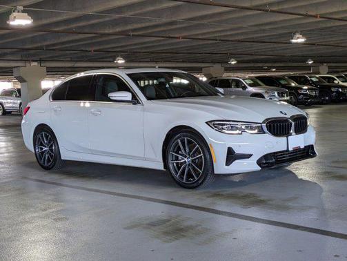 Alpine White 2019 BMW 330 330i