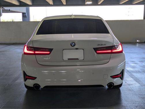Alpine White 2019 BMW 330 330i