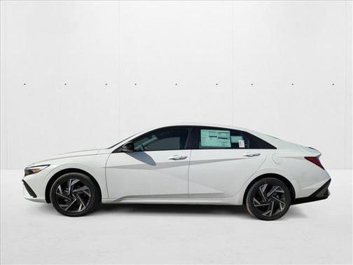 2025 Hyundai ELANTRA HEV SEL Sport