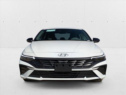 2025 Hyundai ELANTRA HEV SEL Sport