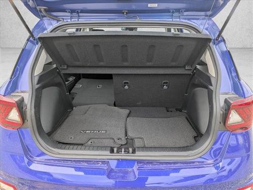 2024 Hyundai VENUE Limited