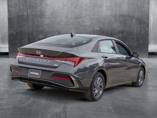 2025 Hyundai ELANTRA HEV Blue