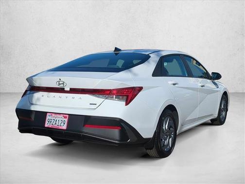 2025 Hyundai ELANTRA HEV Blue