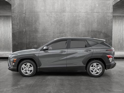 2025 Hyundai KONA SE